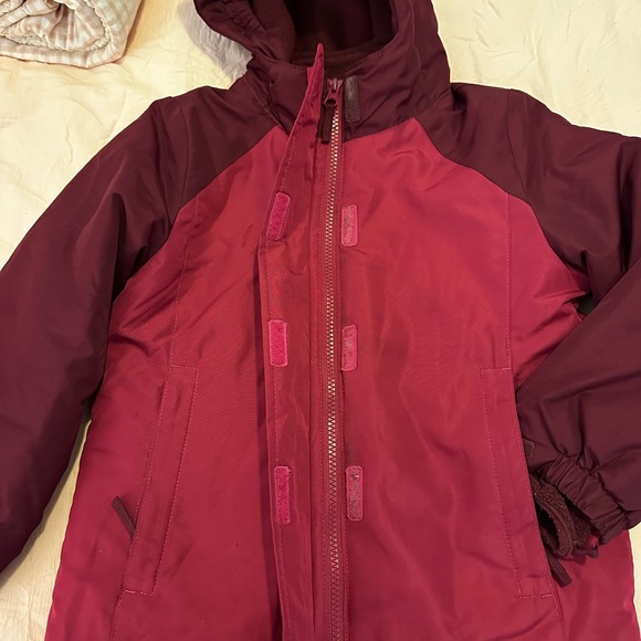🛑SOLD🛑 Burgundy 2 in 1 Jacket - Picture 4 of 11